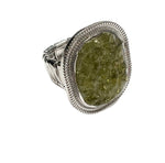 Load image into Gallery viewer, Anillo plata medalla olivina