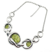 Collar olivina en chips