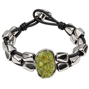 Bracciale color argento con peridoto