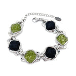Load image into Gallery viewer, Pulsera lava y olivina rombos
