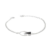 Pulsera de plata con triángulo de palmera, otra vista