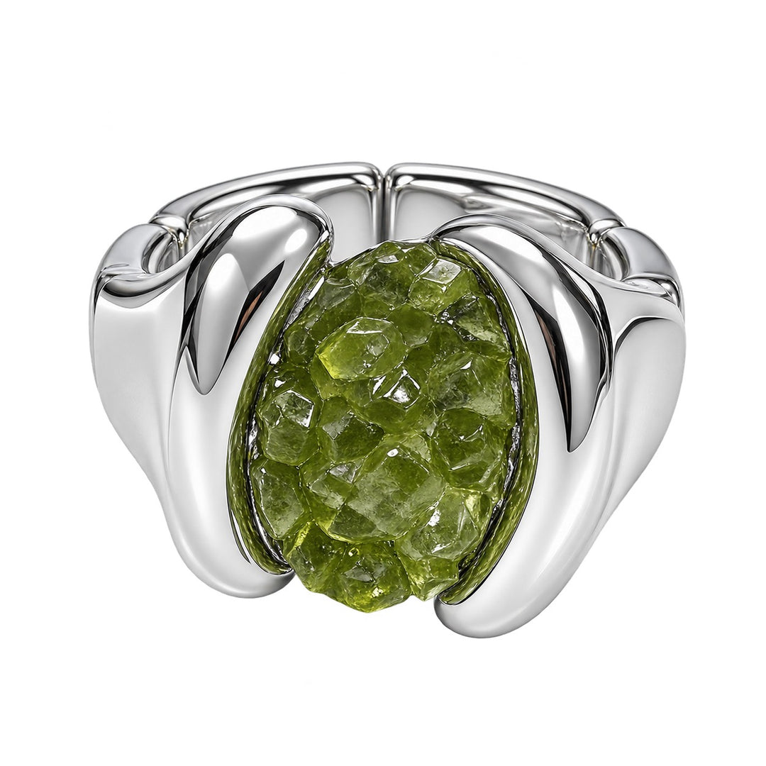Stretch peridot ring