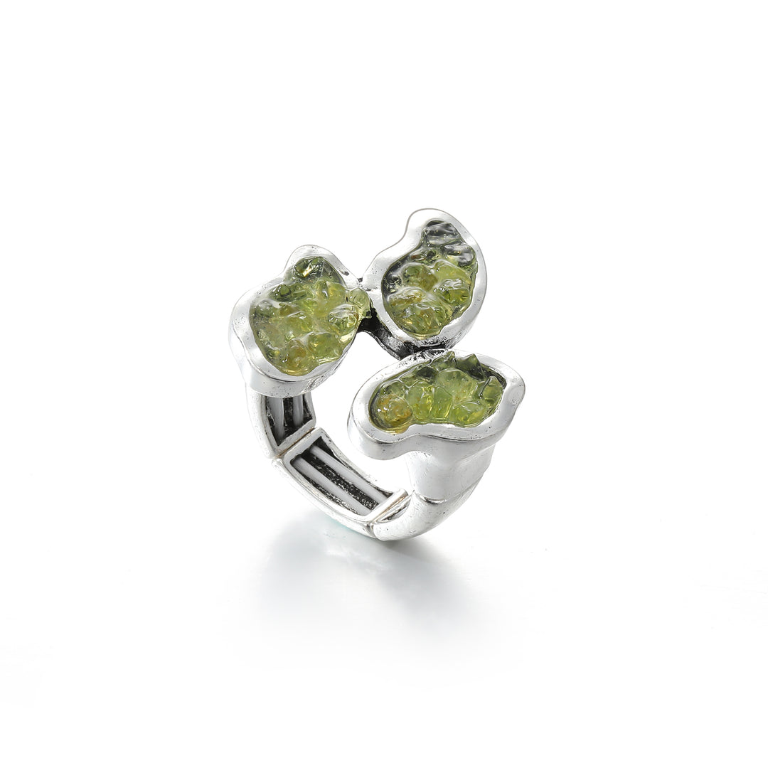 Elastic peridot ring 3 leaves