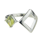 Sterling silver ring with peridot set in a rhombus shape II