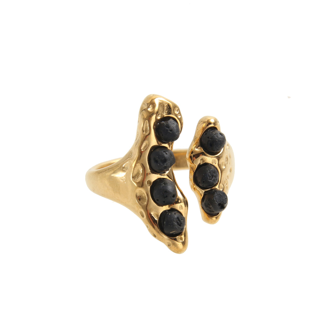 Anillo de acero con baño de oro y varias bolas de lava volcánica