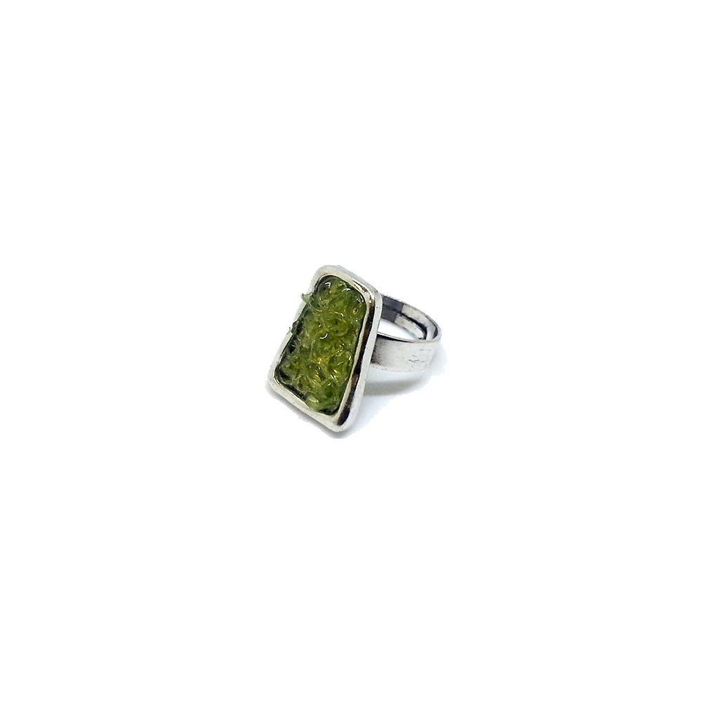 Roque García adaptable peridot ring