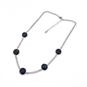 Collar con lavas volcánicas y cadena