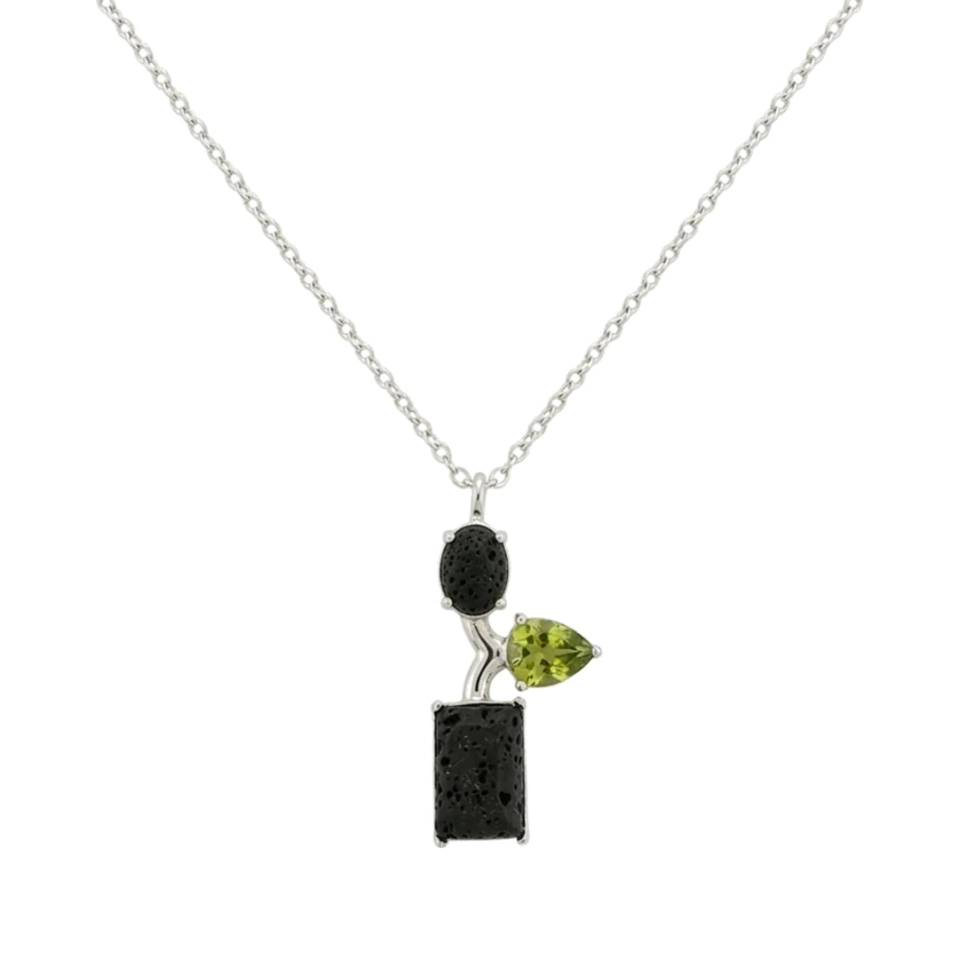 Colgante de plata con lava volcánica y olivina