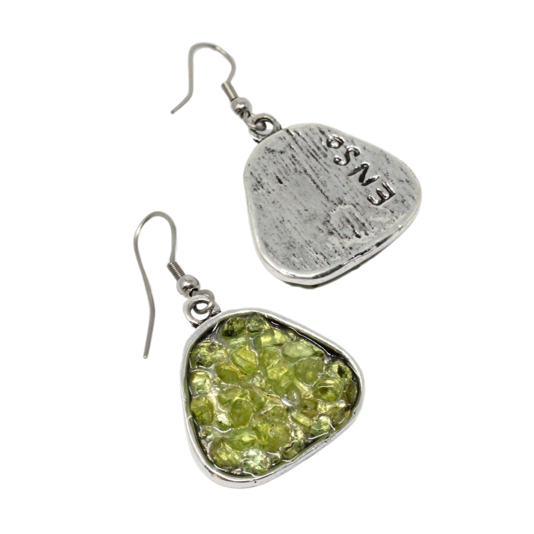 Pendientes de olivina, detalle