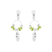 Pendientes de olivina con pluma