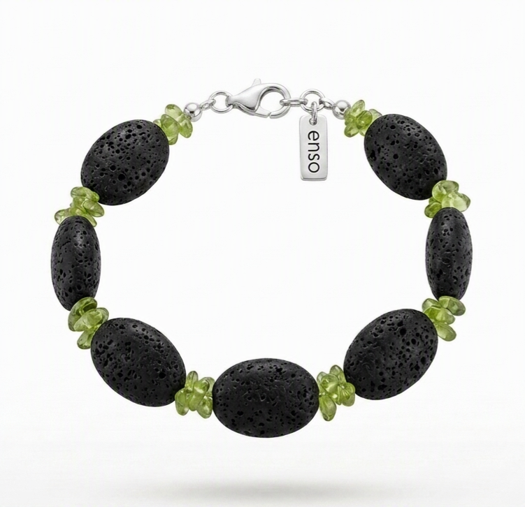 Pulsera con piedras de lava y olivina