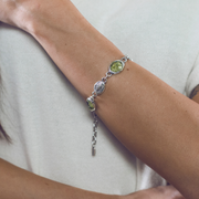 Pulsera de óvalos de olivina, otra vista