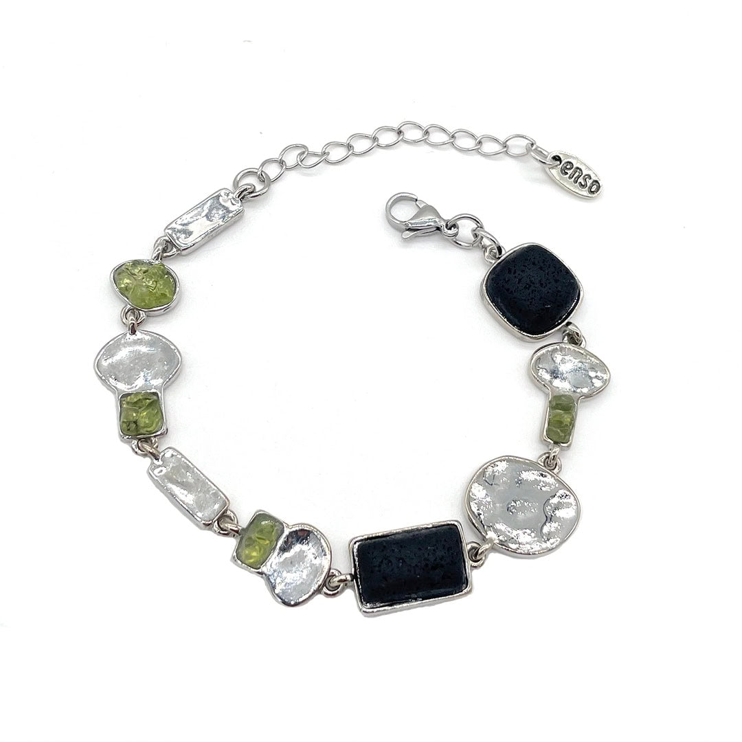 Pulsera lava y olivina geométricos