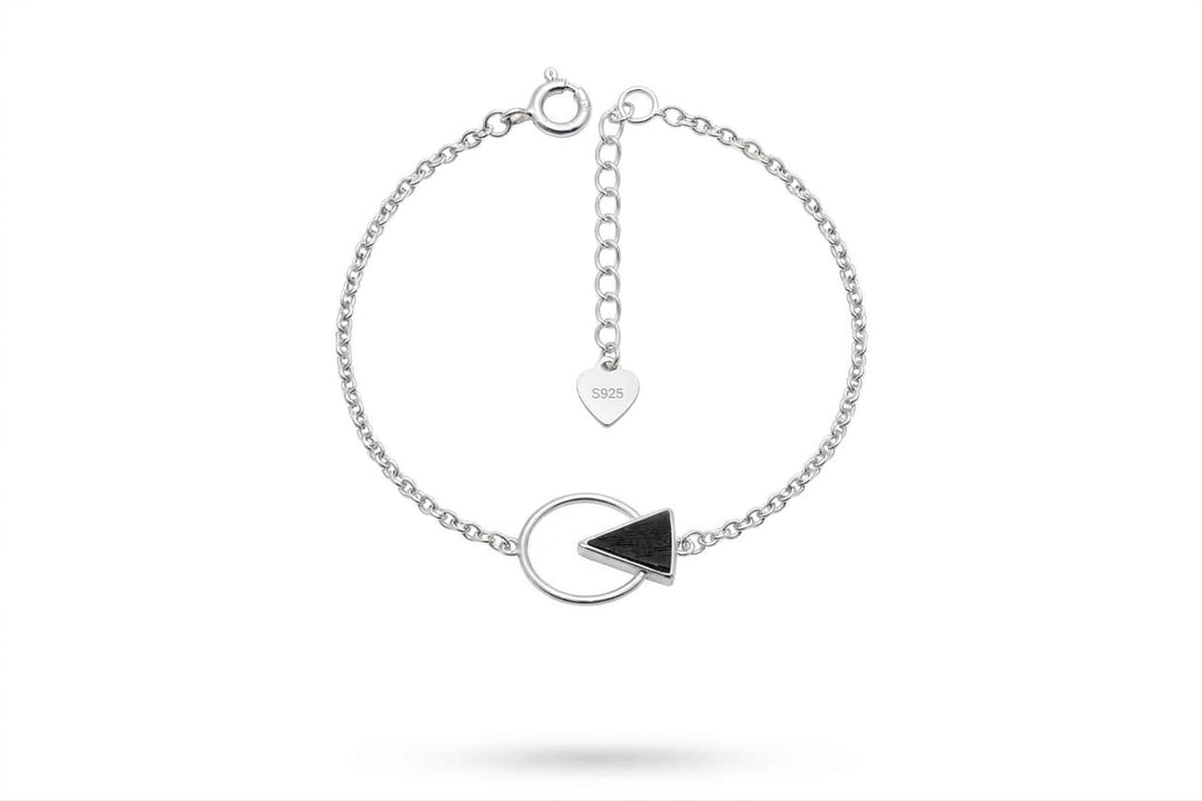 Silver bracelet with palm wood in the shape of a triangle