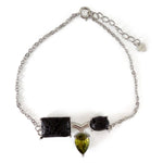 Load image into Gallery viewer, Pulsera plata lava y olivina tentónica
