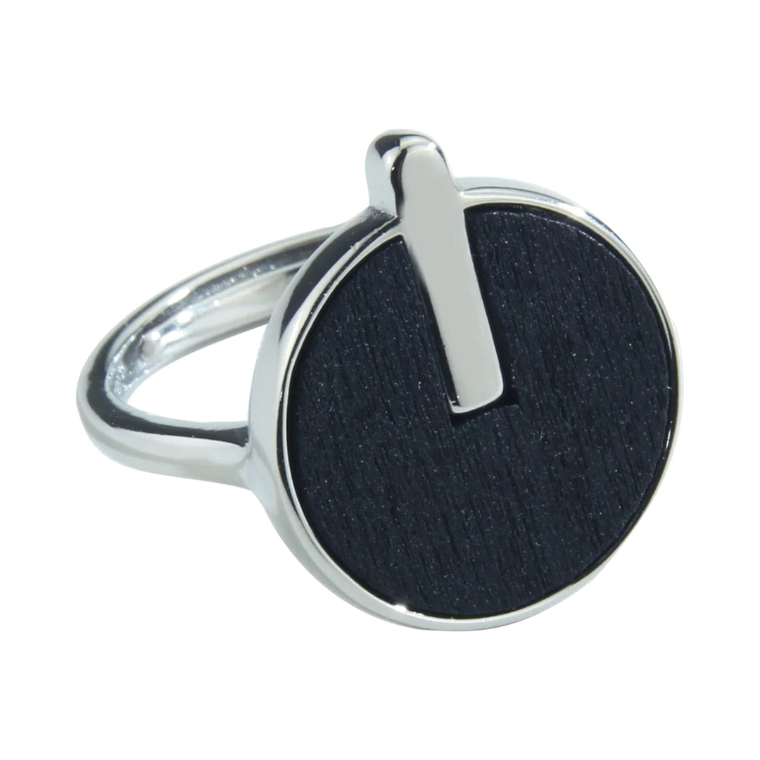 Anillo de plata con madera de palmera